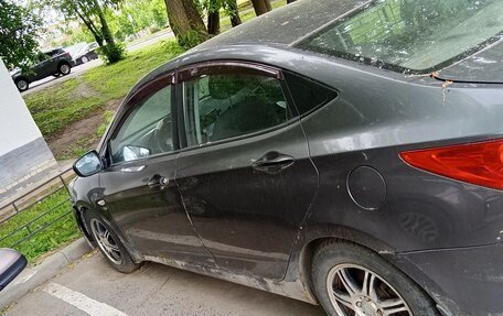 Hyundai Solaris II рестайлинг, 2012 год, 396 000 рублей, 3 фотография