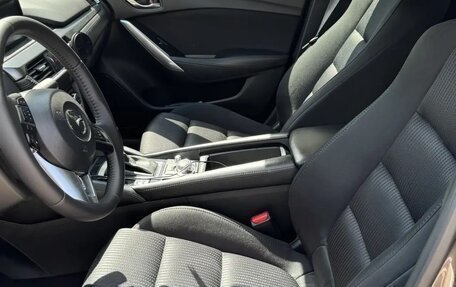 Mazda 6, 2016 год, 1 950 000 рублей, 10 фотография