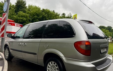 Chrysler Voyager IV, 2003 год, 680 000 рублей, 5 фотография