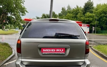 Chrysler Voyager IV, 2003 год, 680 000 рублей, 6 фотография