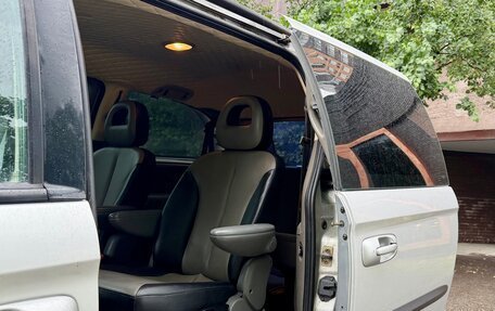 Chrysler Voyager IV, 2003 год, 680 000 рублей, 20 фотография