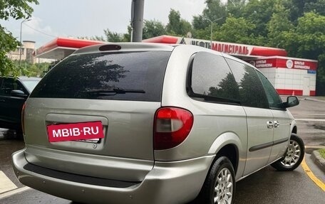 Chrysler Voyager IV, 2003 год, 680 000 рублей, 35 фотография