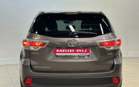 Toyota Highlander III, 2013 год, 2 930 000 рублей, 3 фотография