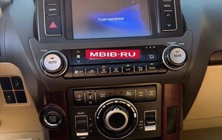 Toyota Land Cruiser Prado 150 рестайлинг 2, 2014 год, 4 600 000 рублей, 28 фотография