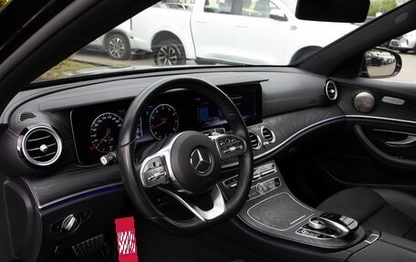 Mercedes-Benz E-Класс, 2019 год, 3 628 000 рублей, 12 фотография