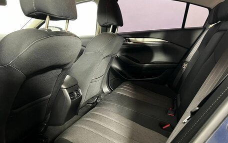 Mazda 6, 2019 год, 2 210 000 рублей, 11 фотография