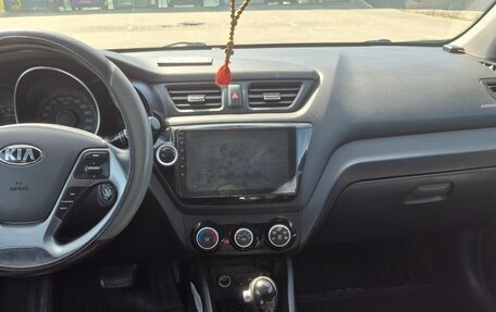 KIA Rio III рестайлинг, 2017 год, 1 100 000 рублей, 10 фотография