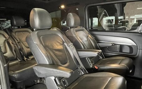 Mercedes-Benz V-Класс, 2019 год, 5 300 000 рублей, 9 фотография
