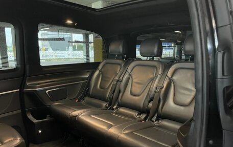 Mercedes-Benz V-Класс, 2019 год, 5 300 000 рублей, 27 фотография
