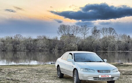 Toyota Camry, 1997 год, 450 000 рублей, 5 фотография