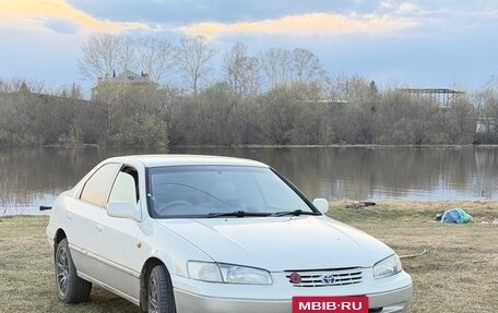 Toyota Camry, 1997 год, 450 000 рублей, 9 фотография