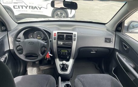 Hyundai Tucson III, 2006 год, 895 000 рублей, 8 фотография