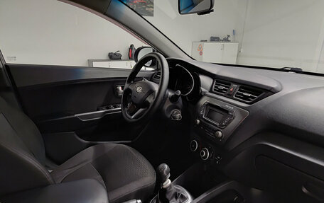 KIA Rio III рестайлинг, 2012 год, 685 000 рублей, 15 фотография
