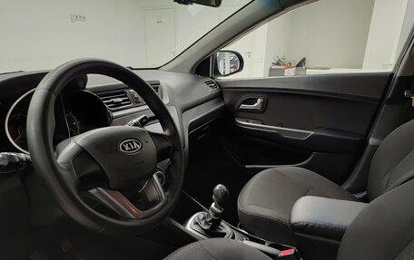 KIA Rio III рестайлинг, 2012 год, 685 000 рублей, 20 фотография