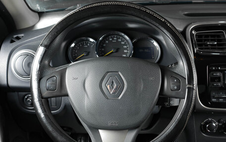 Renault Logan II, 2016 год, 799 000 рублей, 14 фотография
