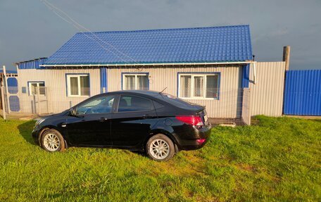 Hyundai Solaris II рестайлинг, 2012 год, 930 000 рублей, 3 фотография