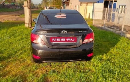 Hyundai Solaris II рестайлинг, 2012 год, 930 000 рублей, 2 фотография