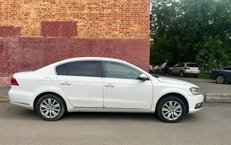 Volkswagen Passat B7, 2013 год, 835 000 рублей, 6 фотография