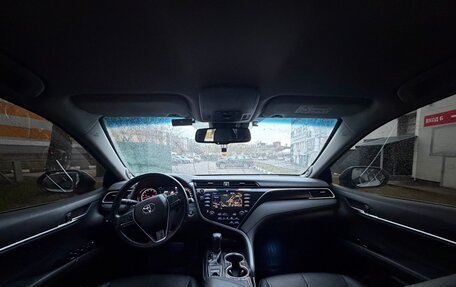 Toyota Camry, 2018 год, 2 500 000 рублей, 6 фотография