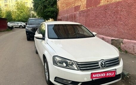 Volkswagen Passat B7, 2013 год, 835 000 рублей, 8 фотография