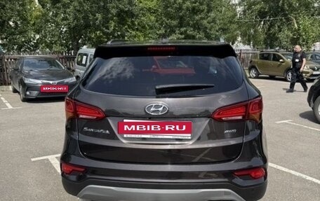 Hyundai Santa Fe III рестайлинг, 2017 год, 2 320 000 рублей, 4 фотография