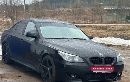BMW 5 серия, 2006 год, 900 000 рублей, 4 фотография