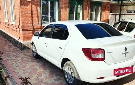 Renault Logan II, 2017 год, 555 000 рублей, 2 фотография