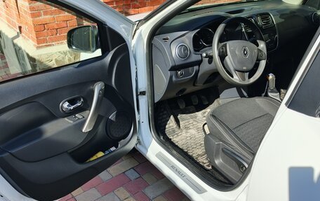Renault Logan II, 2017 год, 555 000 рублей, 5 фотография