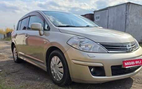 Nissan Tiida, 2010 год, 750 000 рублей, 2 фотография