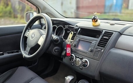Nissan Tiida, 2010 год, 750 000 рублей, 10 фотография