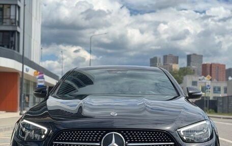Mercedes-Benz E-Класс, 2022 год, 5 500 000 рублей, 2 фотография