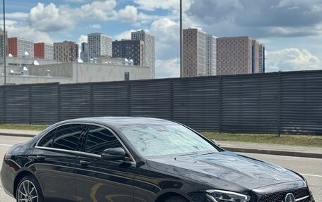 Mercedes-Benz E-Класс, 2022 год, 5 500 000 рублей, 5 фотография