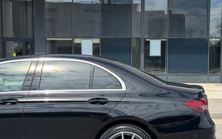 Mercedes-Benz E-Класс, 2022 год, 5 500 000 рублей, 14 фотография