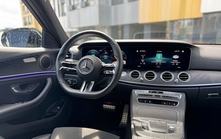 Mercedes-Benz E-Класс, 2022 год, 5 500 000 рублей, 30 фотография