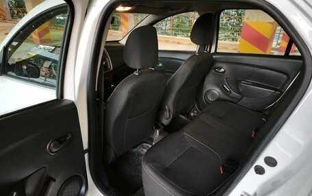 Renault Logan II, 2021 год, 648 000 рублей, 12 фотография
