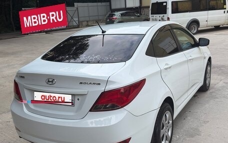 Hyundai Solaris II рестайлинг, 2011 год, 630 000 рублей, 7 фотография