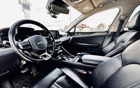 KIA K5, 2021 год, 2 300 000 рублей, 12 фотография