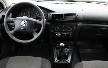 Volkswagen Passat B5+ рестайлинг, 1997 год, 259 000 рублей, 6 фотография