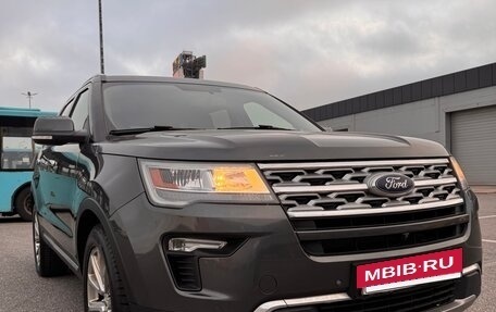 Ford Explorer VI, 2018 год, 2 500 000 рублей, 5 фотография