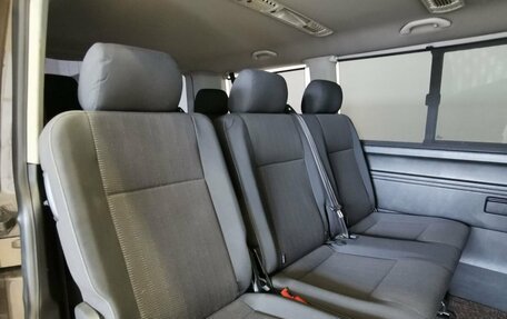 Volkswagen Caravelle T6 рестайлинг, 2015 год, 2 085 000 рублей, 16 фотография