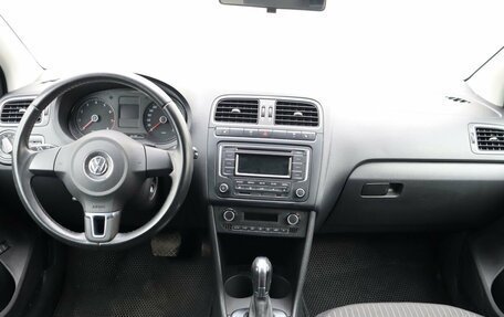 Volkswagen Polo VI (EU Market), 2013 год, 749 000 рублей, 13 фотография