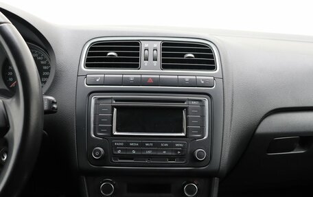 Volkswagen Polo VI (EU Market), 2013 год, 749 000 рублей, 17 фотография