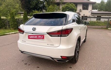 Lexus RX IV рестайлинг, 2022 год, 5 990 000 рублей, 5 фотография