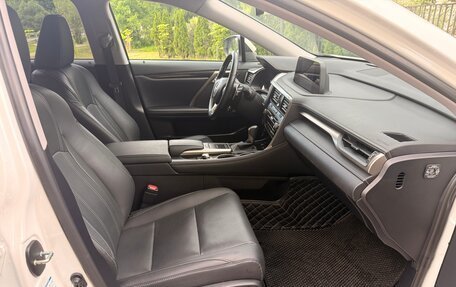 Lexus RX IV рестайлинг, 2022 год, 5 990 000 рублей, 10 фотография