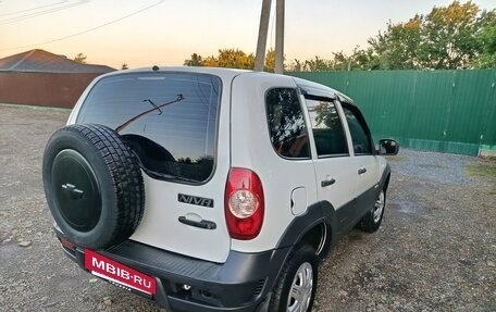 Chevrolet Niva I рестайлинг, 2014 год, 678 000 рублей, 2 фотография