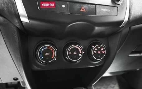 Mitsubishi ASX I рестайлинг, 2011 год, 1 345 000 рублей, 16 фотография
