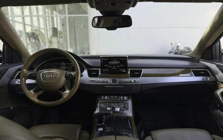 Audi A8, 2012 год, 1 590 000 рублей, 13 фотография
