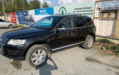 Volkswagen Touareg III, 2008 год, 1 800 000 рублей, 2 фотография