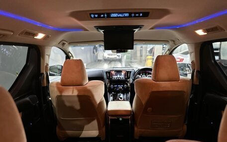 Toyota Alphard III, 2018 год, 4 200 000 рублей, 7 фотография