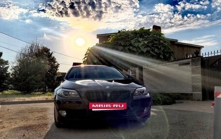 BMW 5 серия, 2010 год, 1 910 000 рублей, 2 фотография